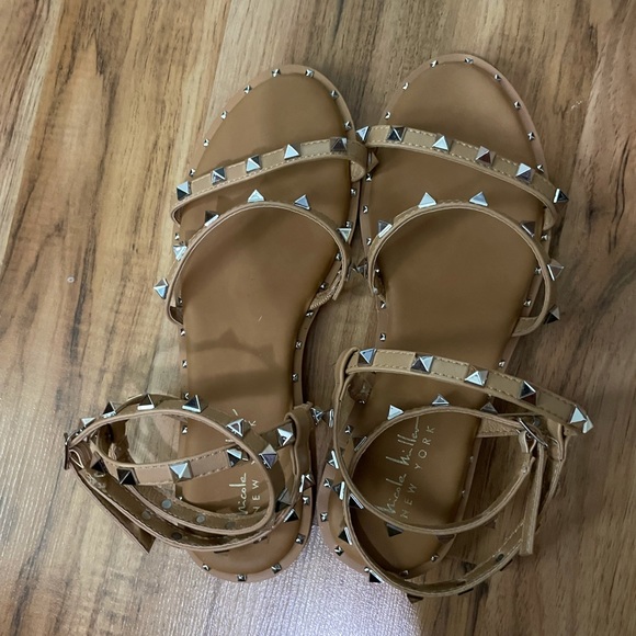 Rinestone embellished sandals - Picture 1 of 3